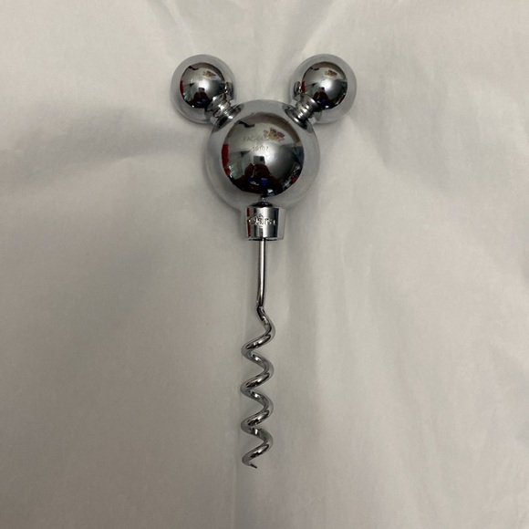 Pre-owned Disneyland Paris Mickey Mouse Corkscrew 3D shape Wine Bottle Opener - Picture 2 of 8